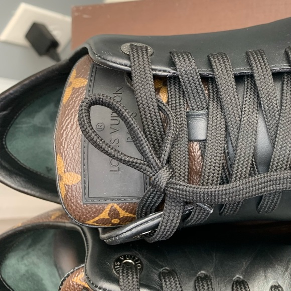 Louis Vuitton line up sneakers - Picture 8 of 8